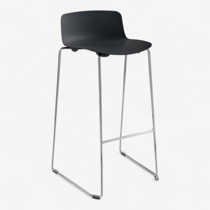 S_vesper3a_still_nero-Photoroom